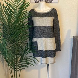 ‼️Closet Clear Out‼️ Rachel Roy Grey and Gold Shift Dress